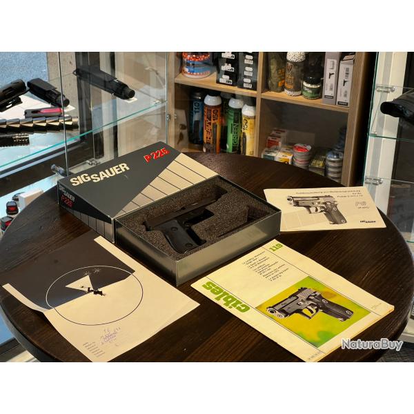 Pistolet SIG SAUER P6 P225 cal. 9mm luger R�f/636