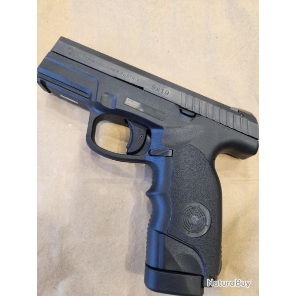 STEYR-MANLICHER M9-A1 CALIBRE 9X19