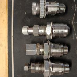Presse lee et Lot Jeux d outils lee carbure 45 lc 38 sp et 44/40
