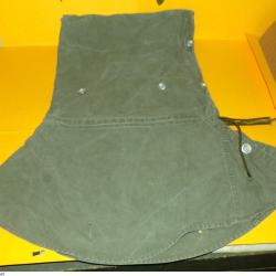 HOUSSE POUR 1/2 TOILE DE TENTE DE L'ARMEE ALLEMANDE EPOQUE APRES GUERRE, 2 SOLDATS AVAIENT CHACUN UN