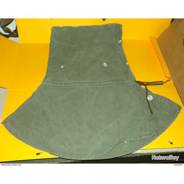 HOUSSE POUR 1/2 TOILE DE TENTE DE L'ARMEE ALLEMANDE EPOQUE APRES GUERRE, 2 SOLDATS AVAIENT CHACUN UN