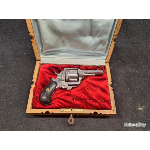 Revolver Bulldog liegeois, Cal. 320 - 1� sans prix de r�serve !!