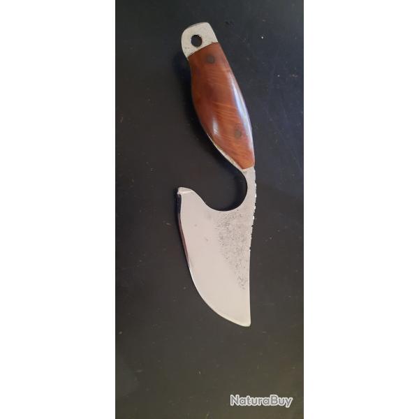 Couteau lame droite forme originale