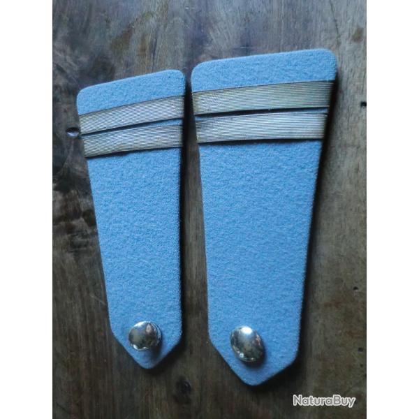 paires pattes d'�paules sous officier