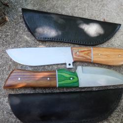 Lot de 2 Couteau de Chasse Skinner Lame Drop Point Acier Carbone 1055 Manche Bois Etui F Artisanale