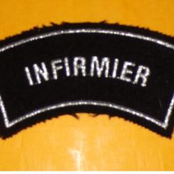 INFIRMIER , INSIGNE D'EPAULE EN TISSU , MODELE ANCIEN , OBSOLETE POUR COLLECTION&nbsp;&nbsp;,DIMENSION 110&nbsp;MM