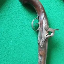 Ancien pistolet d'officier Louis XV