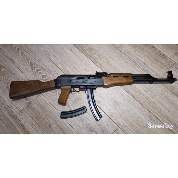 RARE !!! r�plique AK 47 Armi Jager AP 80 (.22 LR) - tr�s  bon �tat avec 2 chargeurs (15 et 29 coups)