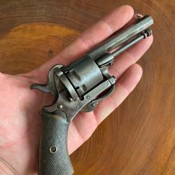 Revolver &agrave; broche 7mm