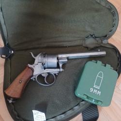 Pistolet a broche 9mm lefaucheux avec munition