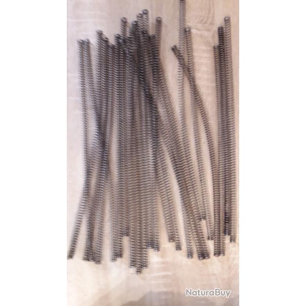Lot 23 pieces Ressort r�cup�rateur AK 47