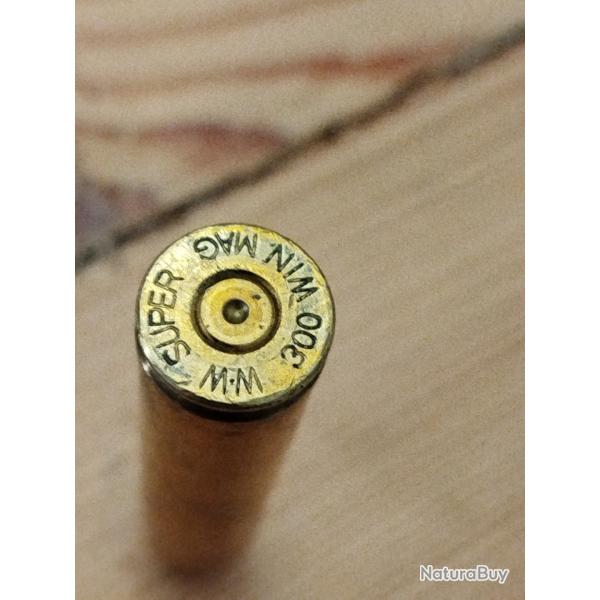 douille de carabine en 300 mag pour rechargement