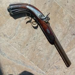 Pistolet de duel sign&eacute; Aury &agrave; St Etienne