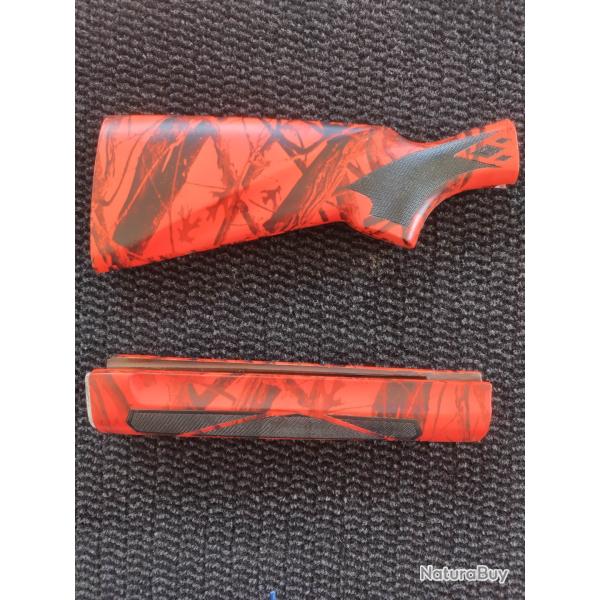 Crosse et devant bois camo orange.