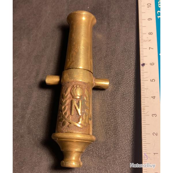 briquet essence en forme de canon napol�onien