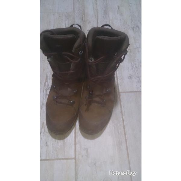 Rangers Militaires Haix N�pal Pro GORE-TEX - Taille 40 - Excellent �tat avec Bo�te