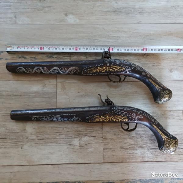 2 pistolets � silex orientaux