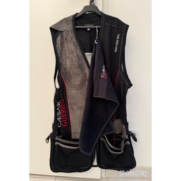 Gilet Guerini taille M �tat neuf + serviette �ponge Guerini