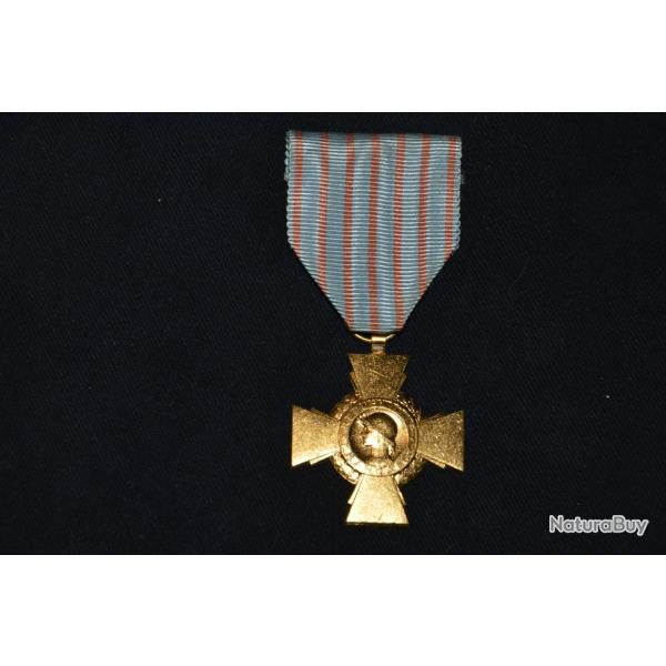 CROIX DU COMBATTANT-FRENCH WAR CROSS - ANCIEN MILITAIRE GUERRE D'ALGERIE