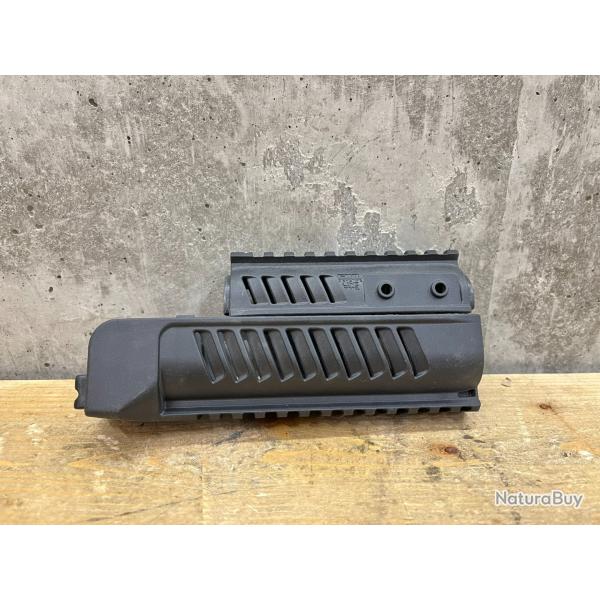 Occasion Kit FAB D�fense Garde Main pour VZ 58 - Noir