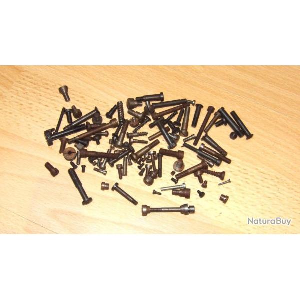 lot sachet de 100 vis armurier - VENDU PAR JEPERCUTE (D22C601)