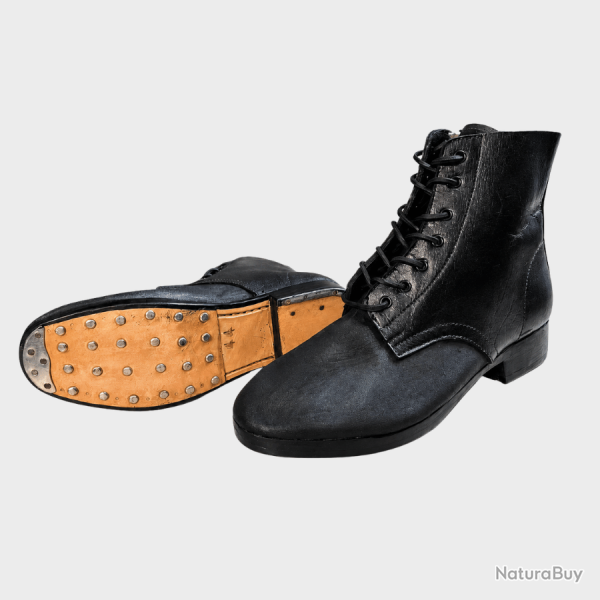 M43 Low Boots Allemandes WW2 Reproduction - Cuir noirci, semelle clout�e 44