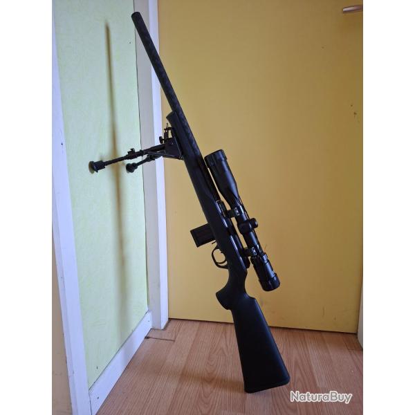Carabine ISSC SPA Silence 22 LR avec bipied et lunette de tir mont�e + mallette