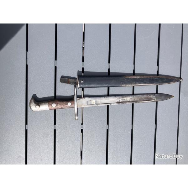 Ba�onnette militaire ancienne