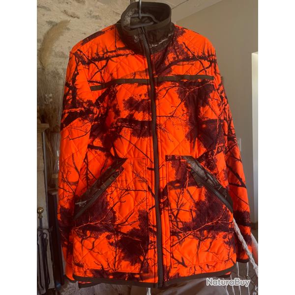 Vend veste chasse r�versible, �tat neuf taille M