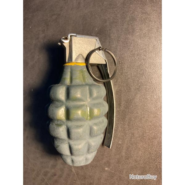 Grenade factice et inerte MK2, convient parfaite pour jeux paintball ou autres