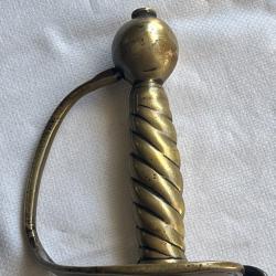 Ep&eacute;e de cavalerie mod&egrave;le  dit 1695