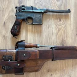 C 96 "red nine" 9mm mod&egrave;le 1916 avec crosse