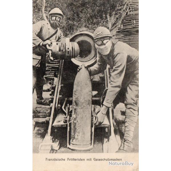 Carte postale Franz�sische Artilleristen mit Gaseschutzmasken -N�8472