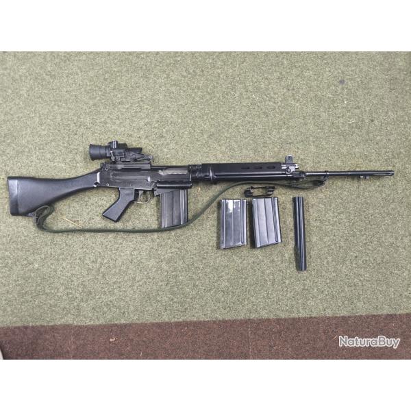 Fal l1 A1 avec lunette trilux et accessoires