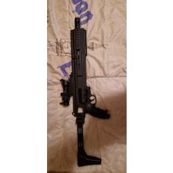 Vend tr 68 gen 2 19 joules avec kit cck &eacute;tat neuf avec 2 barri&egrave;t en plus , un cache flamme, viseur