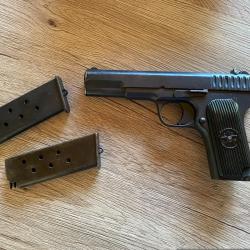 TOKAREV TT30 Plaquettes CCCP 2 Chargeurs et Boite d'origine