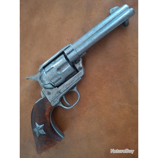 Reproduction du revolver " peacemaker "  1873. Id�al pour collectionneur.