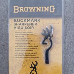 lot affiloir / aiguiseur couteaux et pin's browning