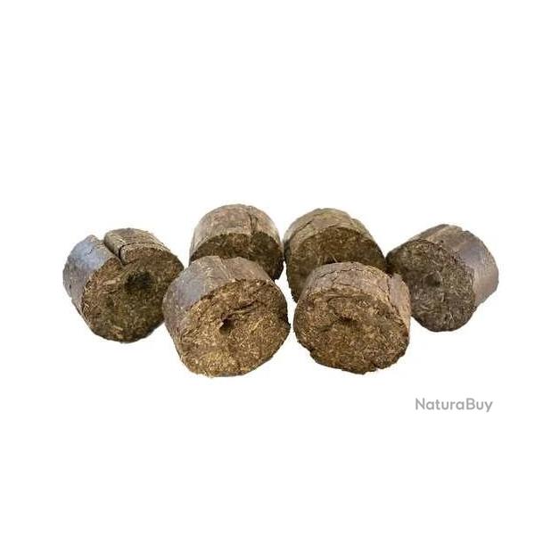 Lax Lucerne block with hole - Ref LAXP019 - EAN 4262356380380 - LAX Tierfutter