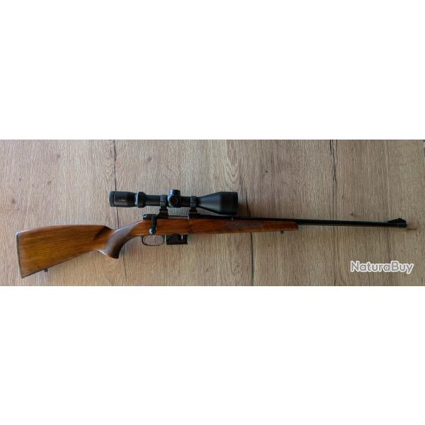 CZ 527