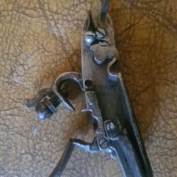 Petite platine silex pour pistolet