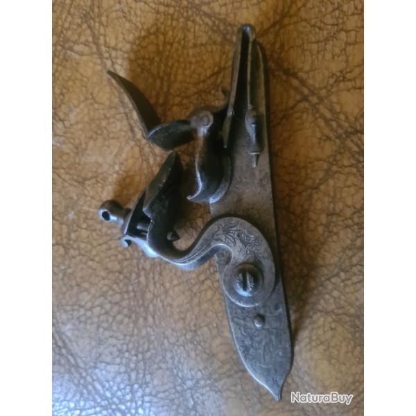 Tr�s belle platine silex chasse