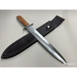 Dague JANUEL manche en bois lame de 25cm