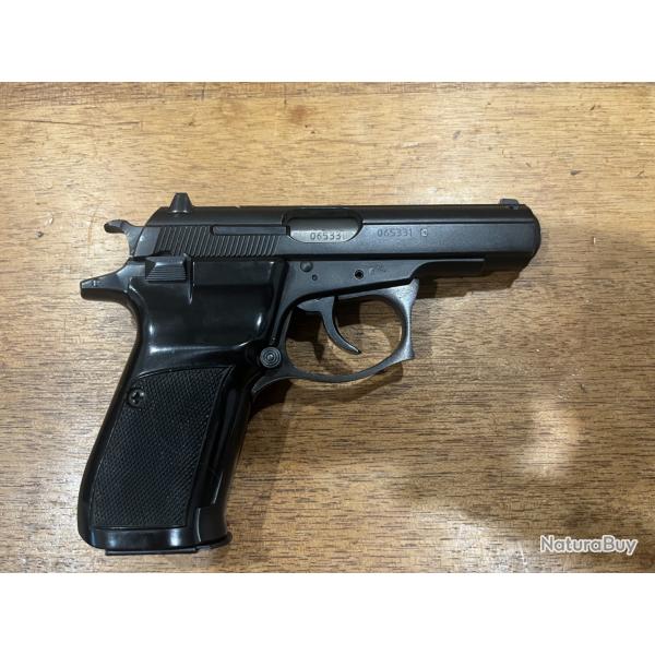 CZ 83