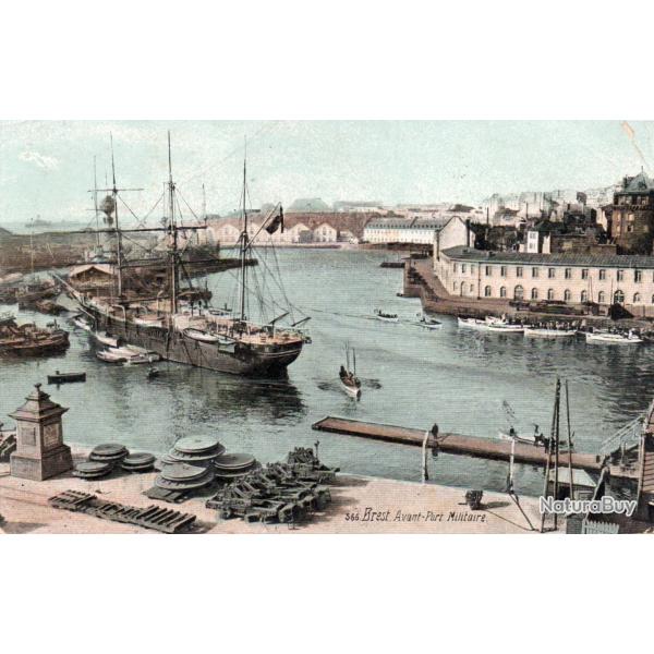 Carte postale ancienne Brest Avant-Port Militaire -N�8483