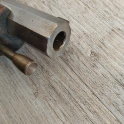 Reproduction de Pistolet &agrave; percussion