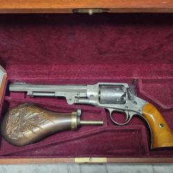 Revolver Roger & Spencer cal 44PN