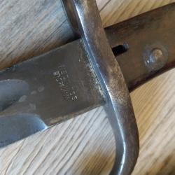Ba&iuml;onnette mod&egrave;le 1090