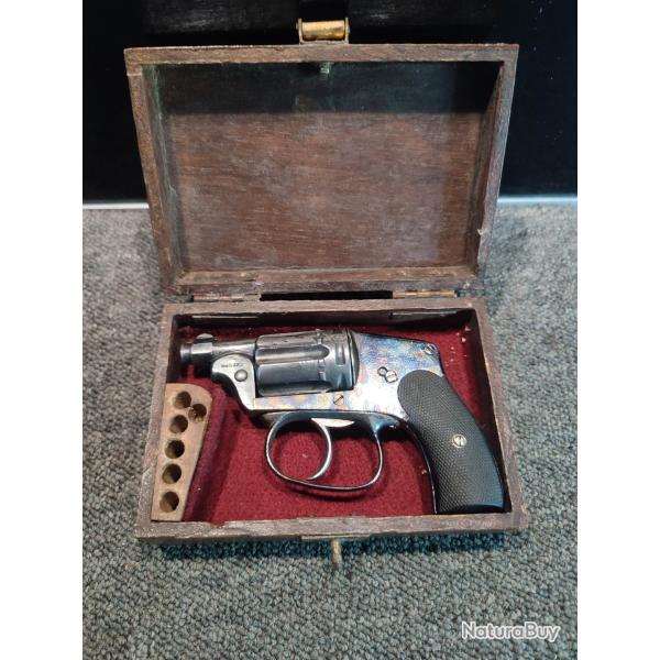 coffret et r�volver Galand subnose marquage V�lodog 6 coups en calibre 6mm long fabrication Li�goise