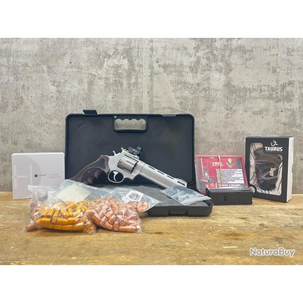 Pack d'occasion Revolver Taurus Raging Bull - Cal. .44 Mag - Inox